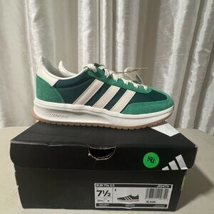 Adidas Run 70s 2.0 Sneakers – Women’s 7.5 – Green / White – Brand New ☘️🧝🏼‍♀️💚